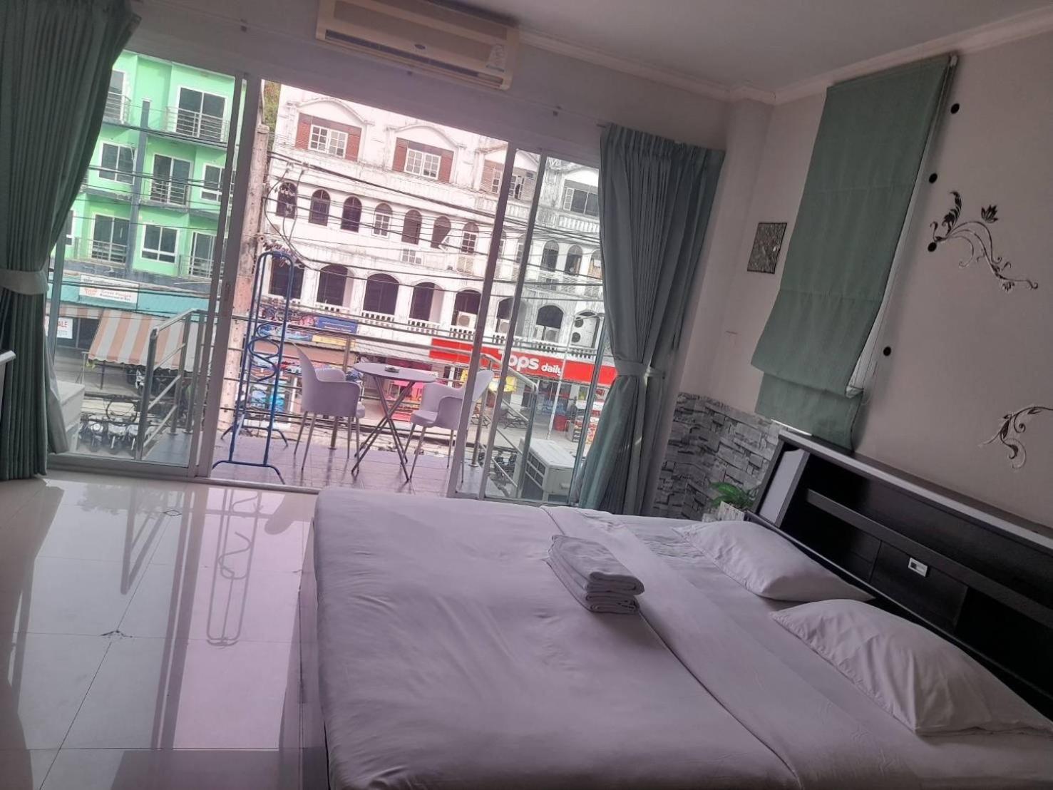 Sweet Dream Hotel Patong Phuket Exteriör bild