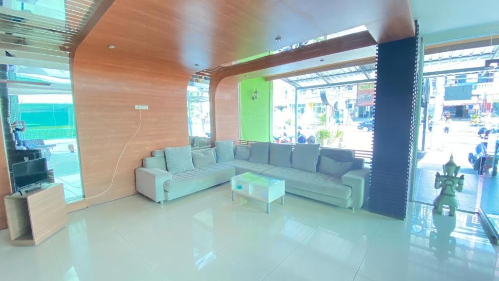 Sweet Dream Hotel Patong Phuket Exteriör bild